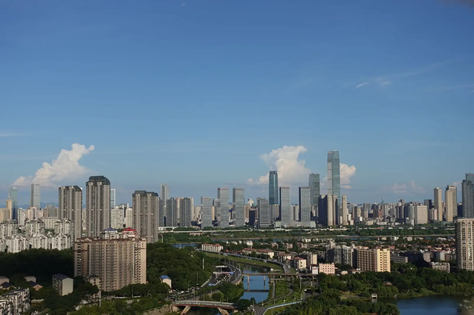 县域电商服务中社区团购与便民配送的协同发展路径