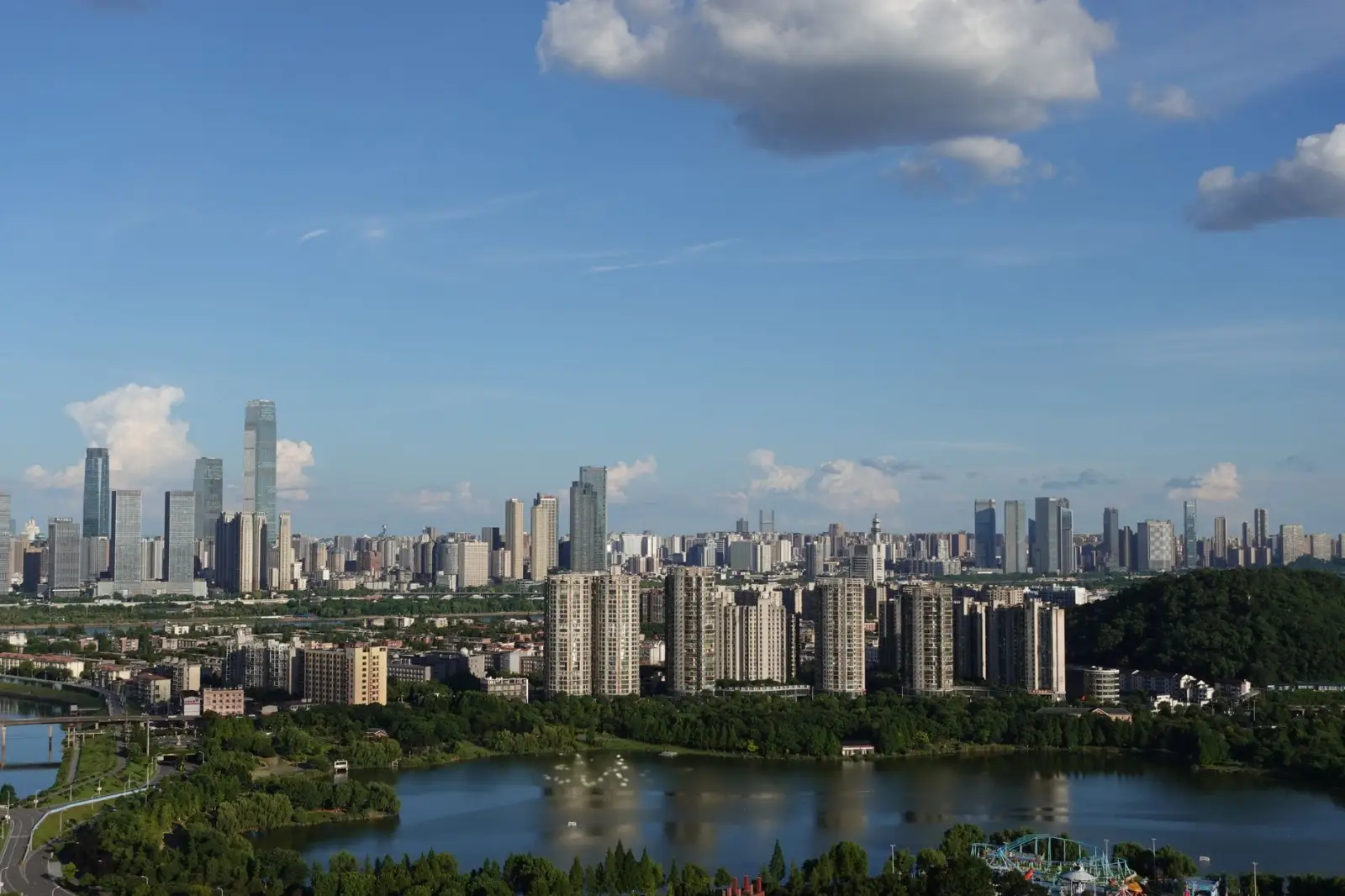 故城县购开心智慧生活电商平台的社区团购模式与配送效率解析