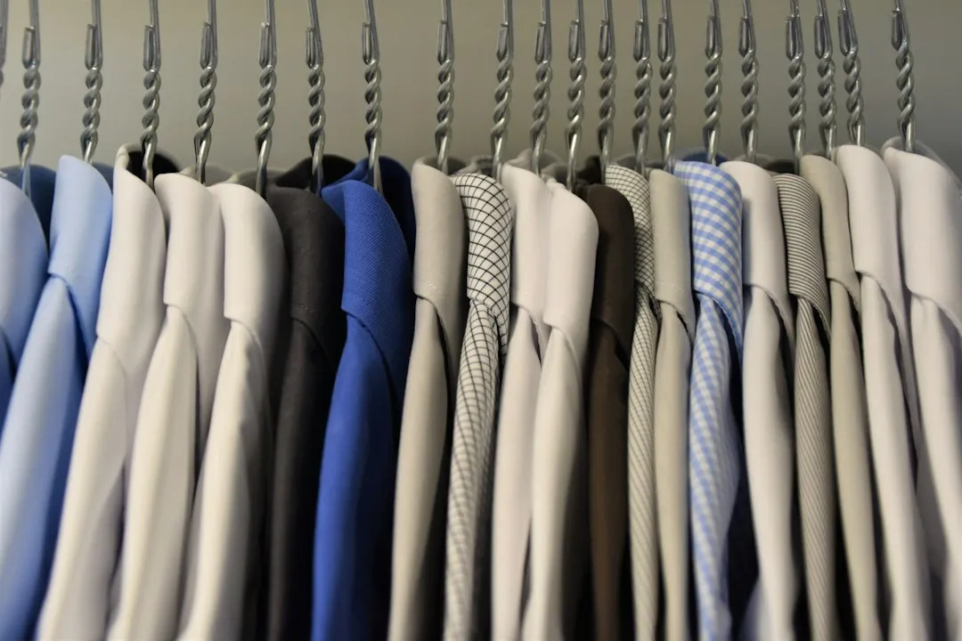 智慧生活平台选型对比：本地化电商服务与常规线上商城的差异分析